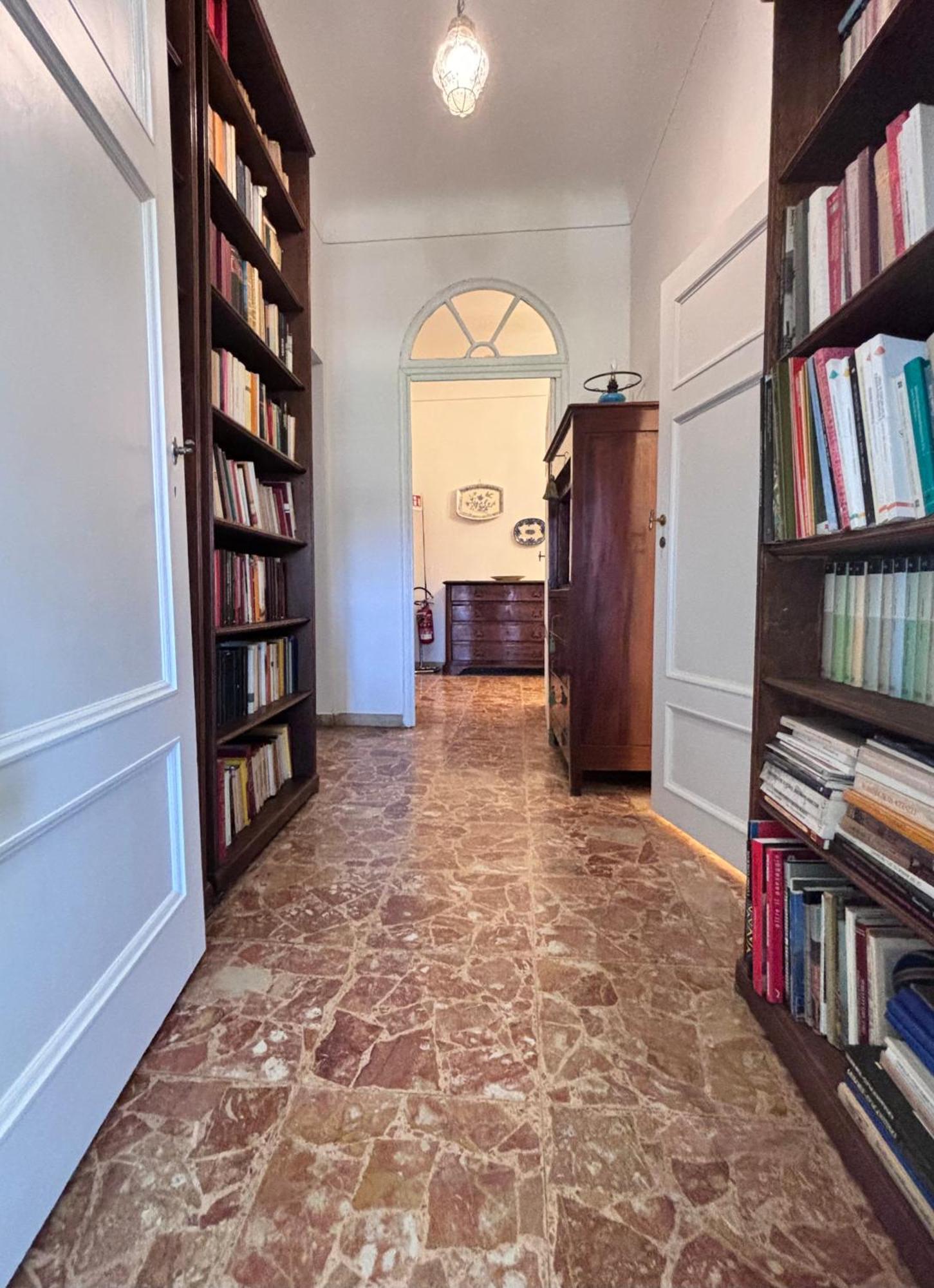 San Romano Centro Storico Лука Екстериор снимка